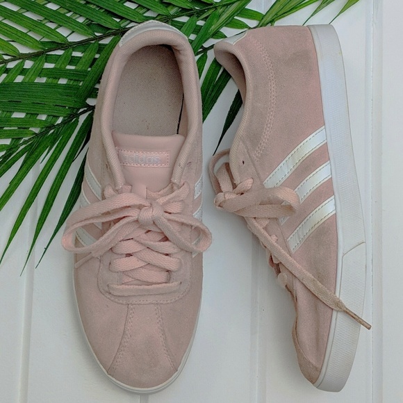adidas courtset pink